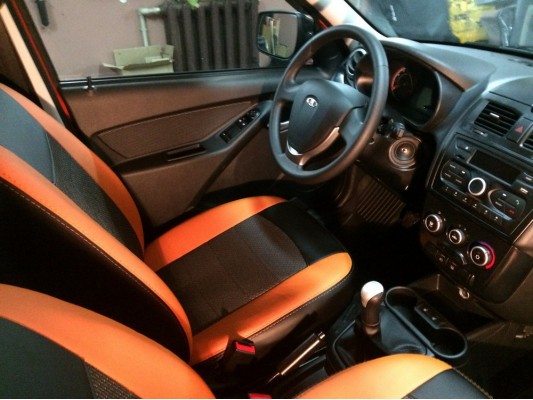 Авточехлы на Lada Kalina 2