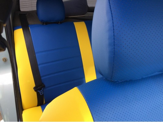 Авточехлы на Renault Logan