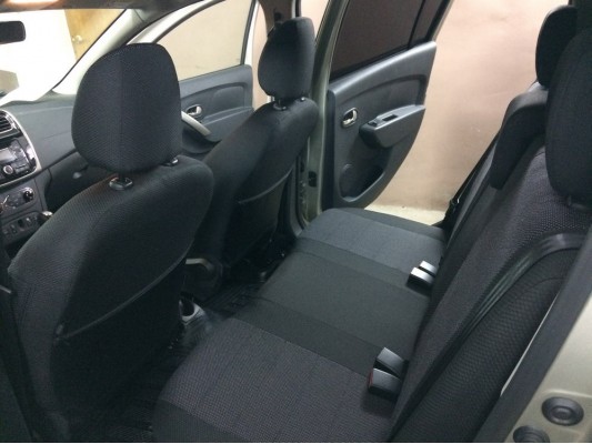 Авточехлы на Renault Sandero Stepway 2