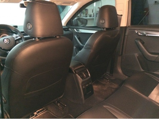 У вас другая модель авто? Каркасные авточехлы пошить сможем!