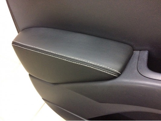 Перетяжка дверных карт Перетяжка дверных карт